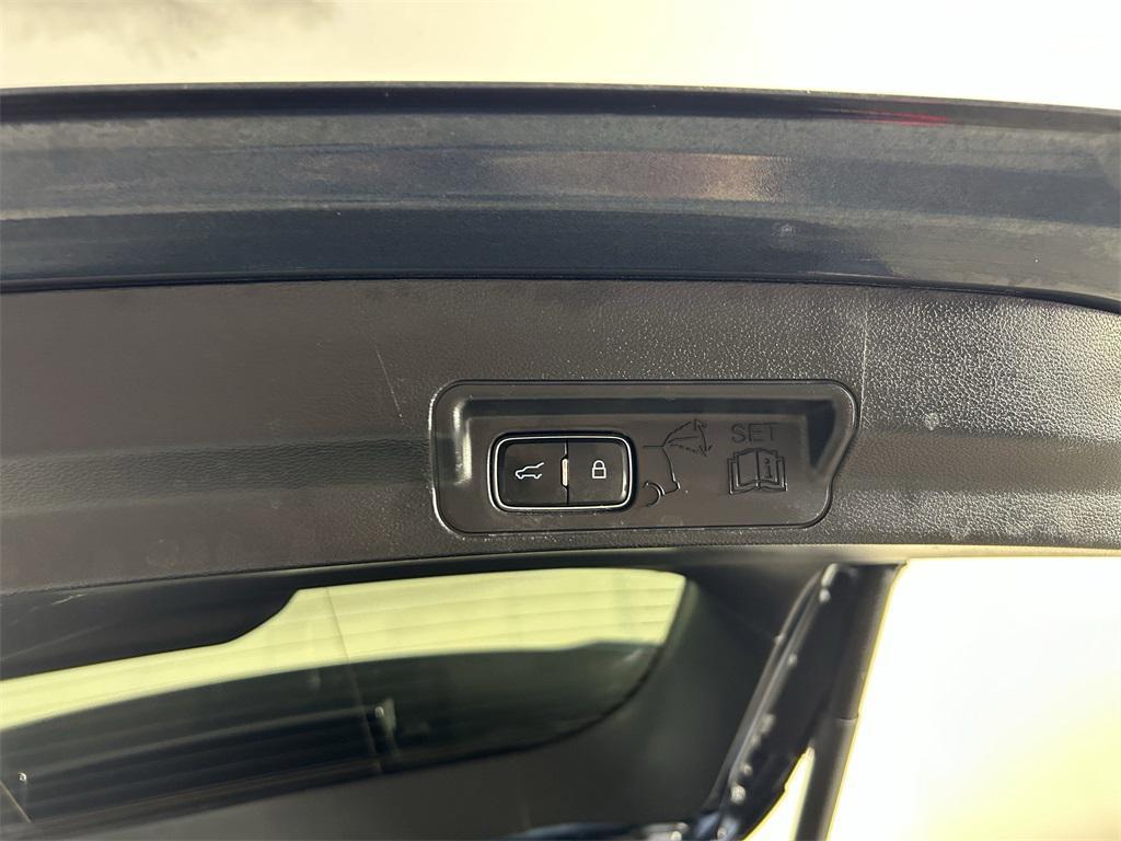 used 2022 Ford Explorer car, priced at $28,724