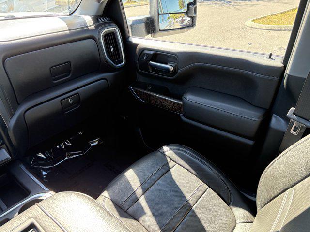 used 2022 GMC Sierra 2500 car, priced at $60,844