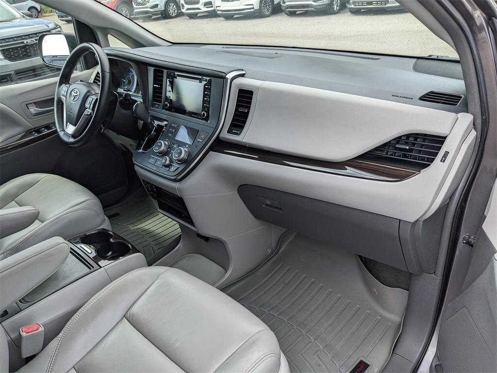 used 2018 Toyota Sienna car, priced at $22,696