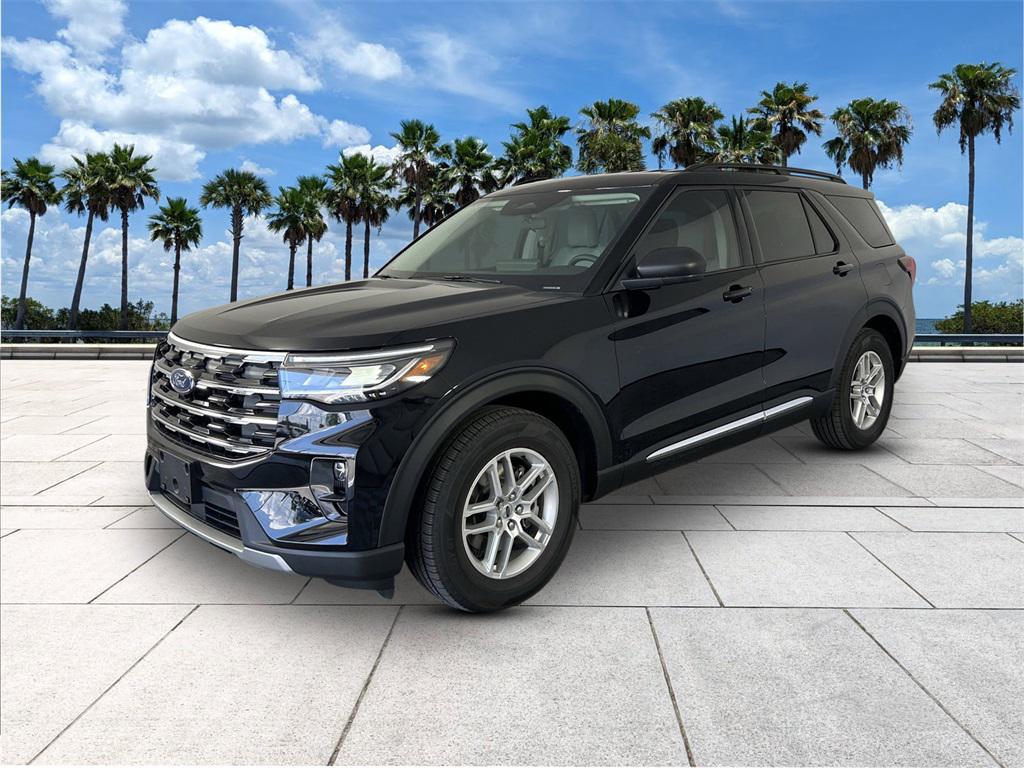 new 2025 Ford Explorer car, priced at $39,999