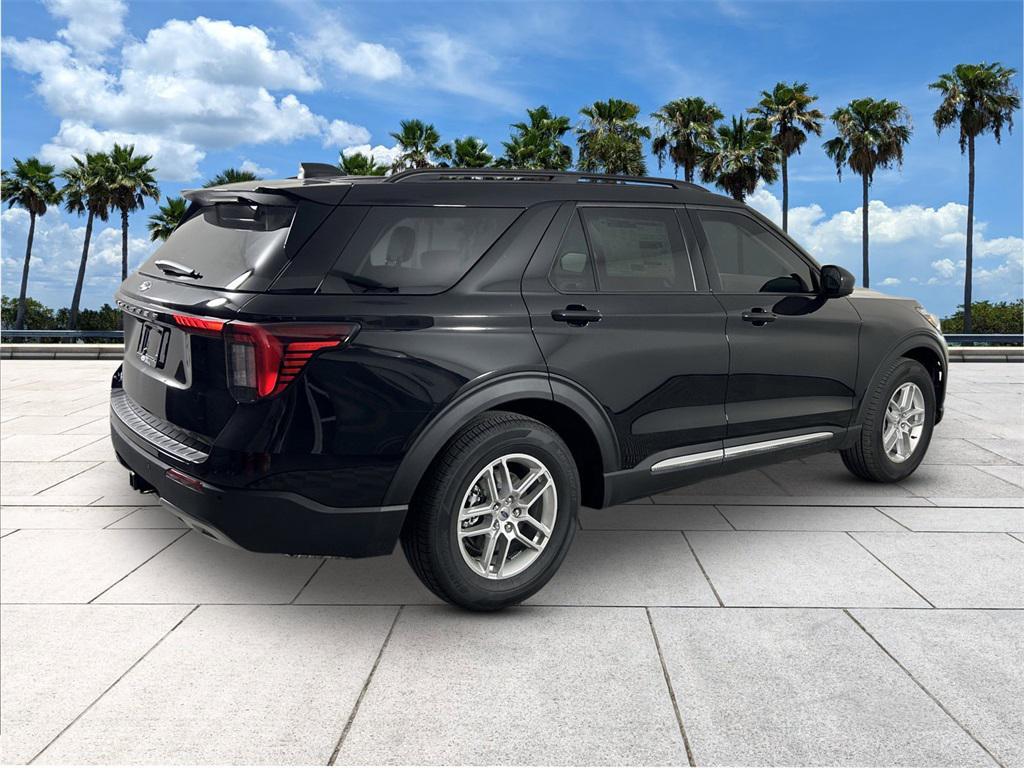 new 2025 Ford Explorer car, priced at $39,999