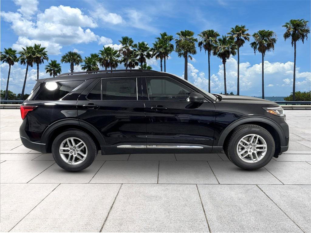 new 2025 Ford Explorer car, priced at $39,999