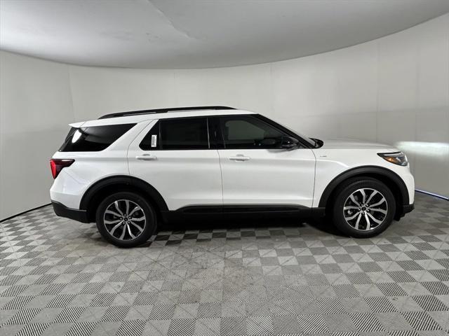 new 2025 Ford Explorer car, priced at $46,930