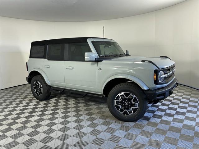 new 2024 Ford Bronco car, priced at $49,476