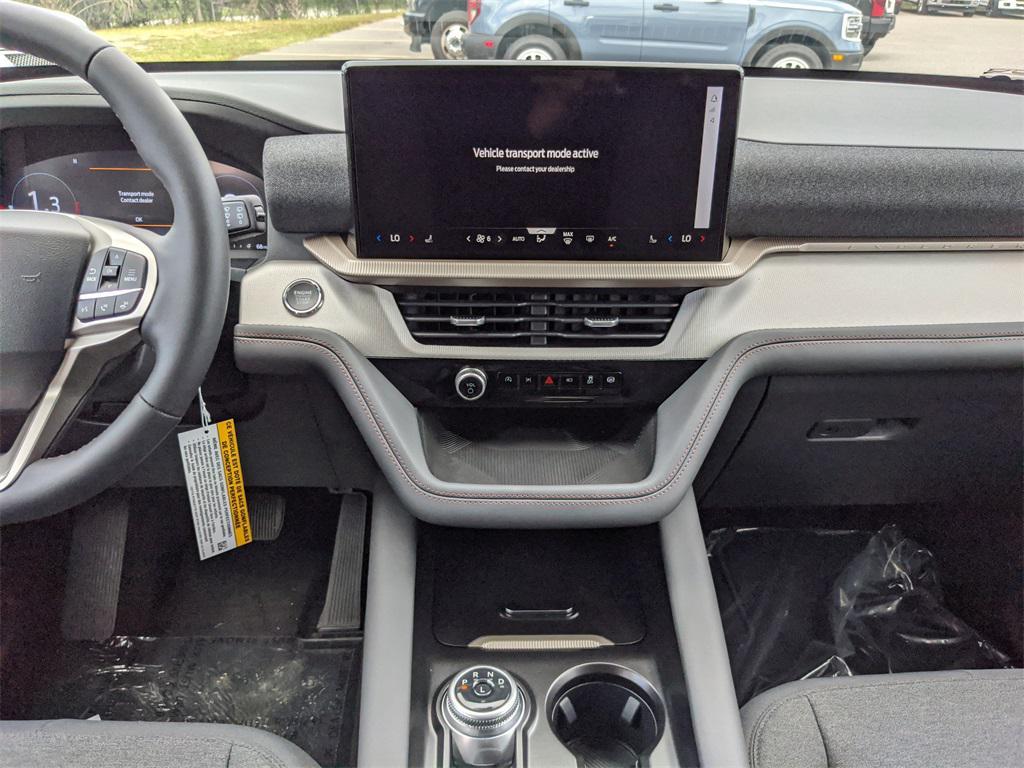 new 2025 Ford Explorer car, priced at $38,995