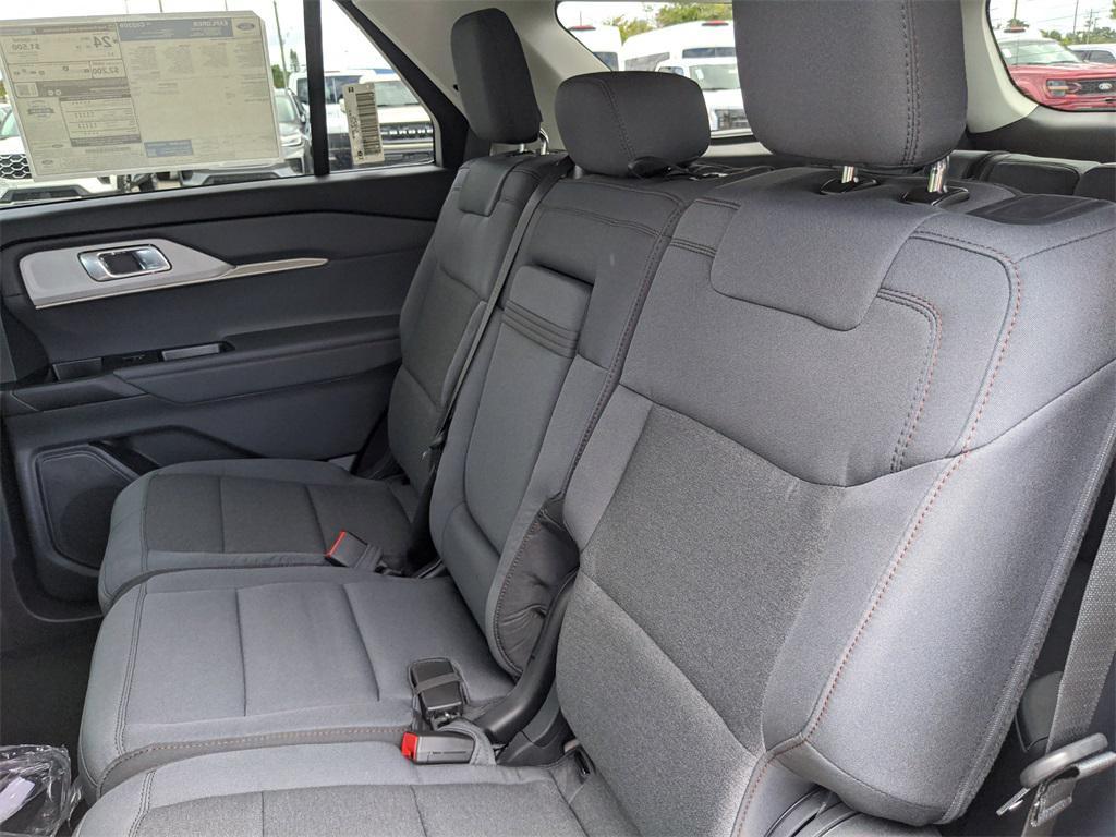 new 2025 Ford Explorer car, priced at $38,995