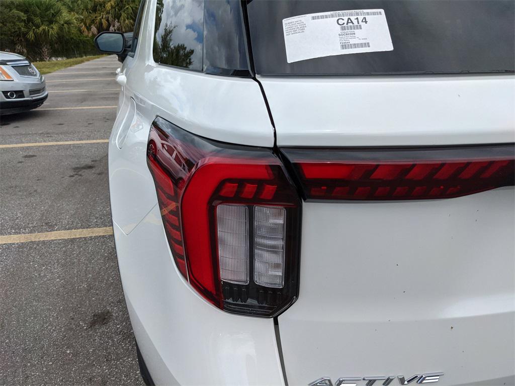 new 2025 Ford Explorer car, priced at $38,995