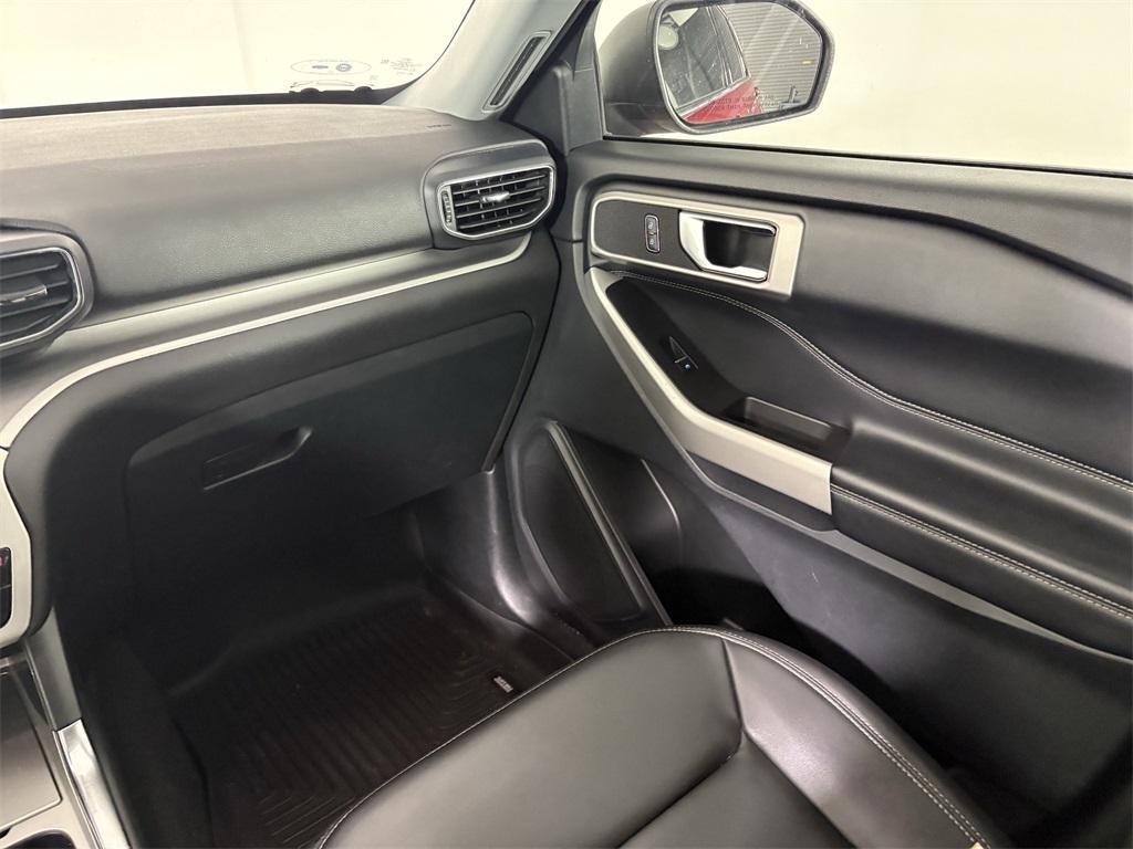 used 2022 Ford Explorer car, priced at $25,652