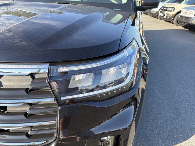 new 2026 Ford Explorer car, priced at $40,995