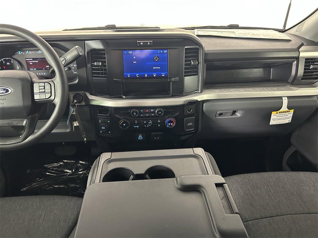 new 2025 Ford F-250 car, priced at $72,530
