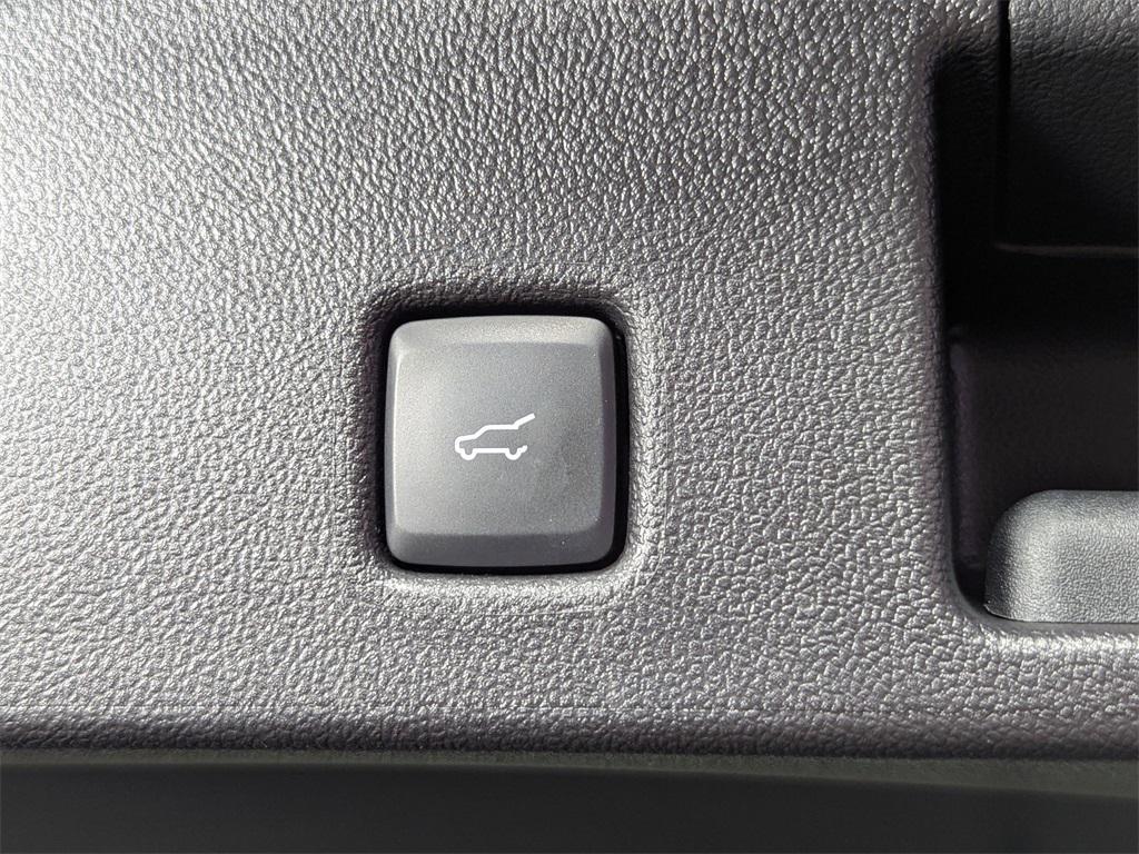 new 2025 Ford Escape PHEV car, priced at $31,574