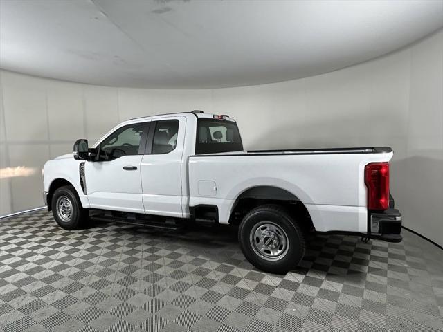 new 2024 Ford F-250 car, priced at $48,715