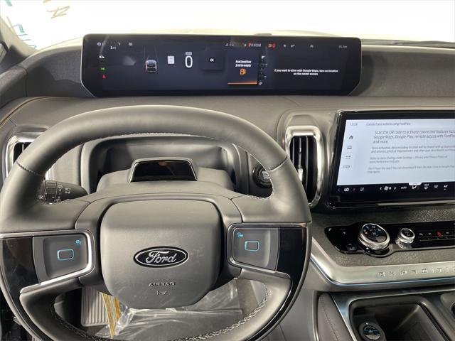 new 2025 Ford Expedition car, priced at $83,025