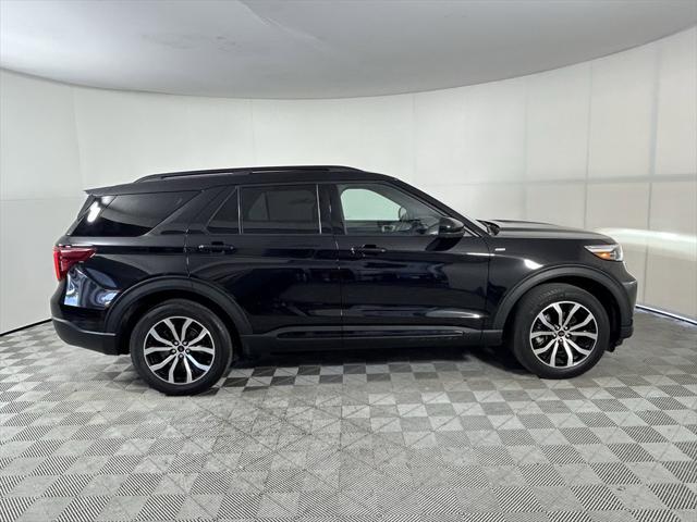 used 2022 Ford Explorer car, priced at $31,999