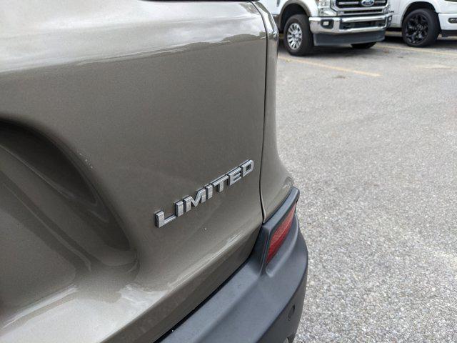 used 2019 Jeep Cherokee car, priced at $14,877