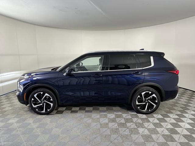 used 2023 Mitsubishi Outlander car, priced at $27,263