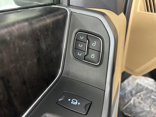 new 2025 Ford F-250 car, priced at $82,394