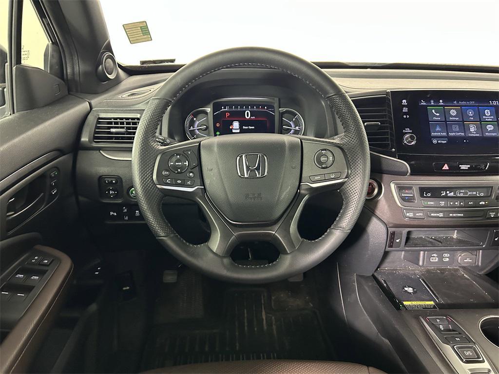 used 2024 Honda Passport car, priced at $33,292