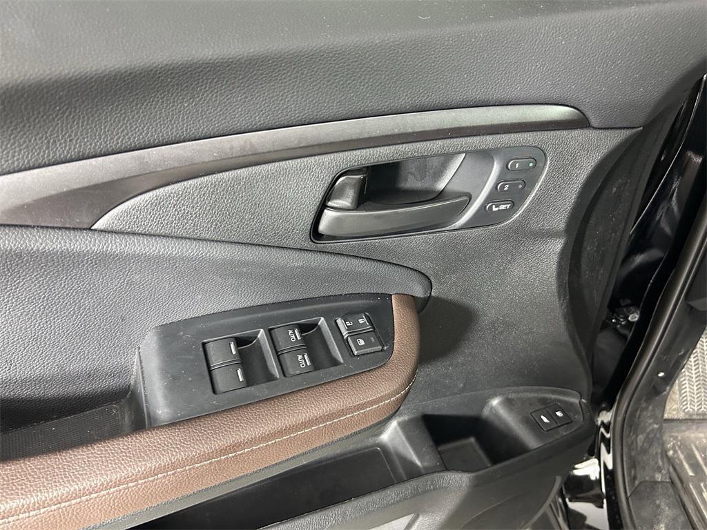 used 2024 Honda Passport car, priced at $33,292