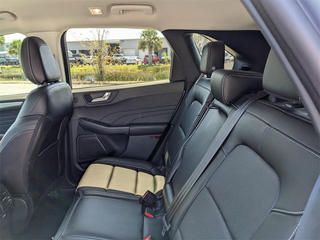 used 2022 Ford Escape car, priced at $20,867