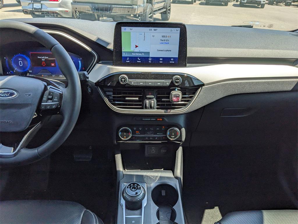 used 2022 Ford Escape car, priced at $20,867