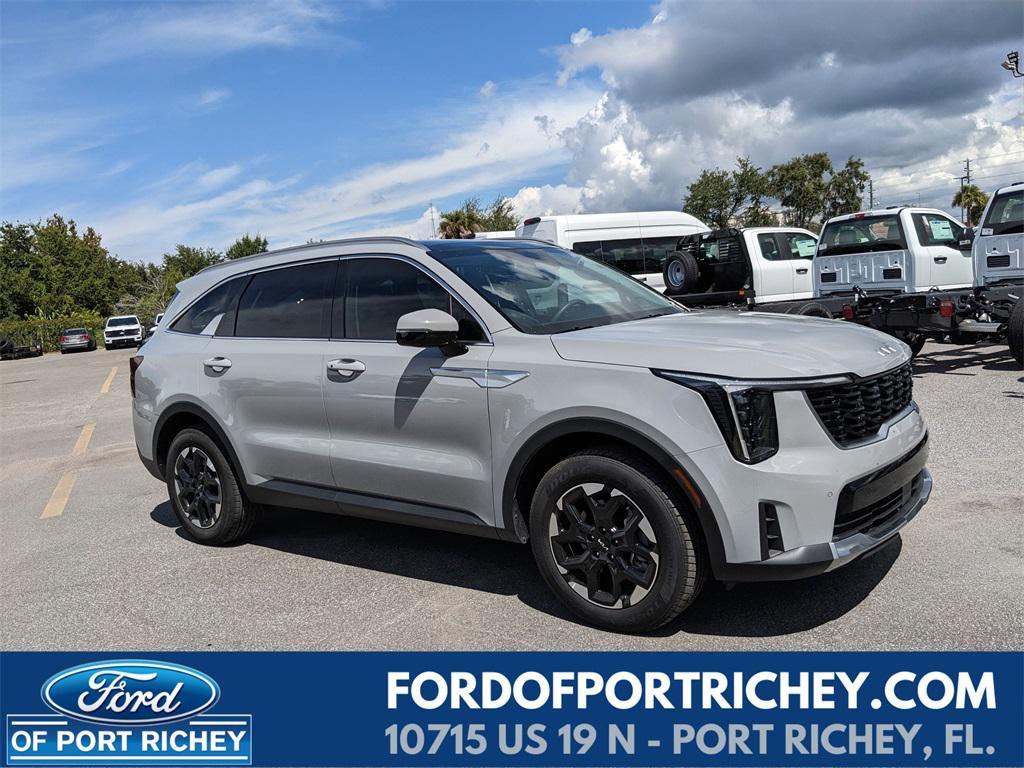 used 2025 Kia Sorento car, priced at $28,581