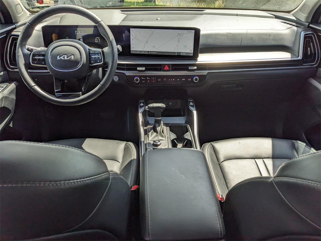 used 2025 Kia Sorento car, priced at $28,581