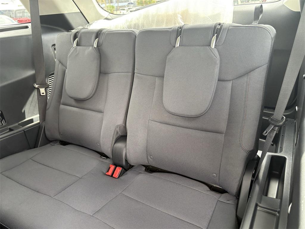 new 2025 Ford Explorer car, priced at $37,995
