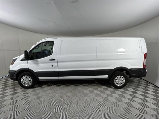 new 2022 Ford Transit-350 car, priced at $38,999