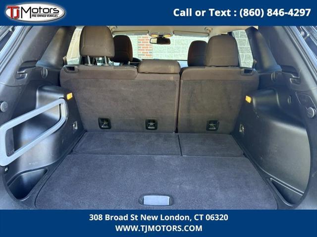 used 2016 Jeep Cherokee car, priced at $13,995