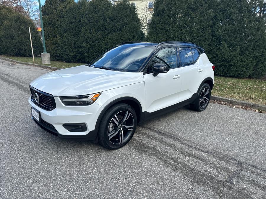 used 2020 Volvo XC40 car, priced at $28,995