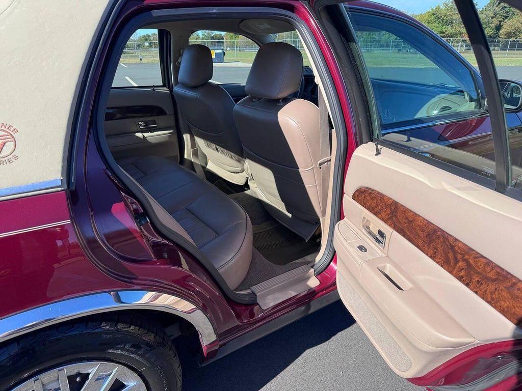 used 2005 Mercury Grand Marquis car, priced at $9,998