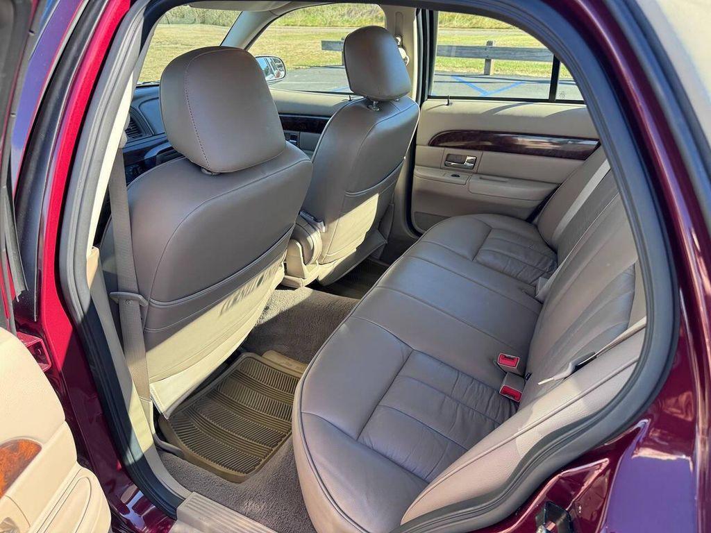 used 2005 Mercury Grand Marquis car, priced at $9,998