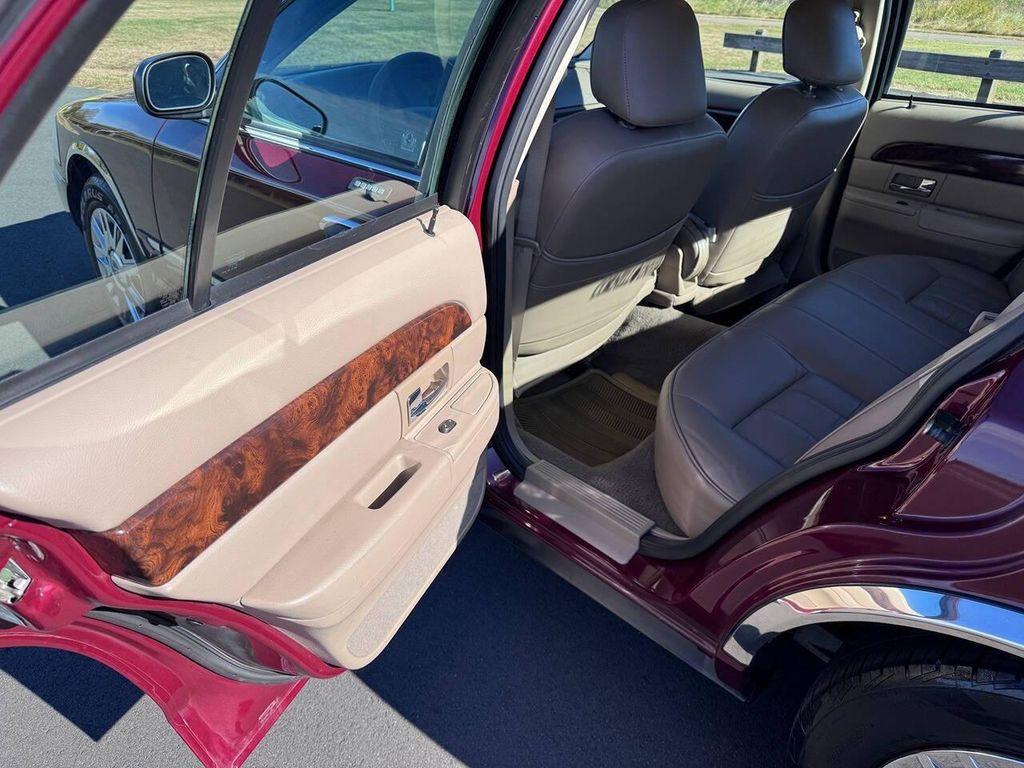 used 2005 Mercury Grand Marquis car, priced at $9,998