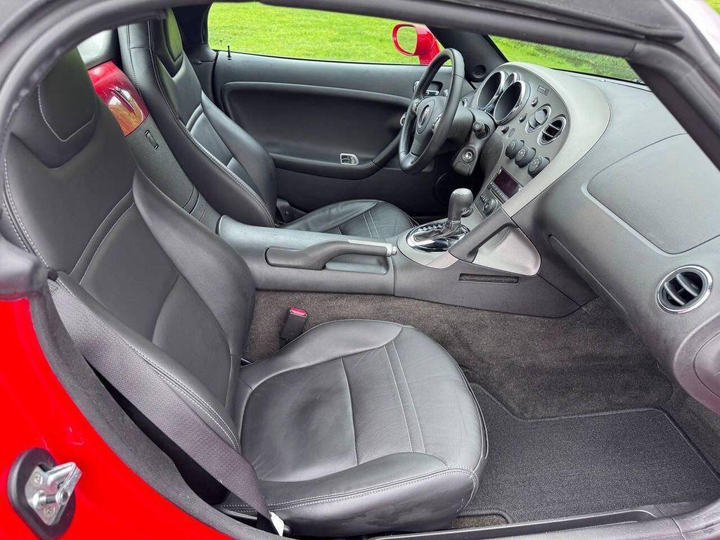 used 2007 Pontiac Solstice car, priced at $12,998