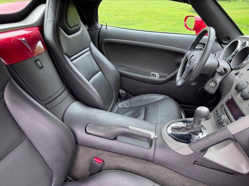 used 2007 Pontiac Solstice car, priced at $12,998