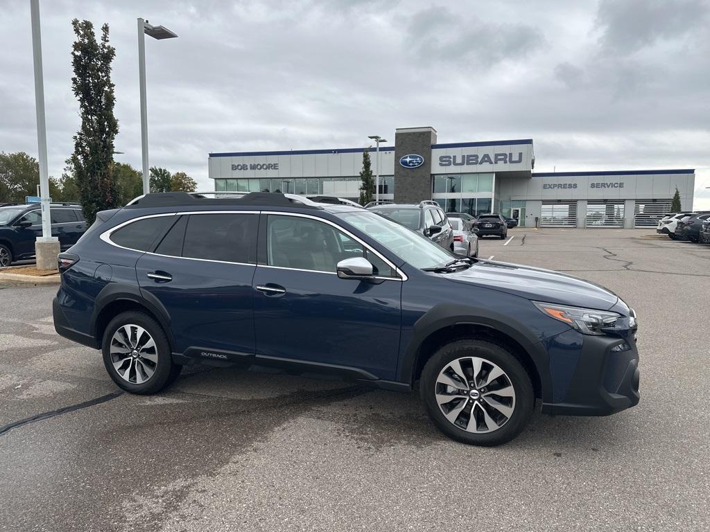 used 2025 Subaru Outback car, priced at $37,000