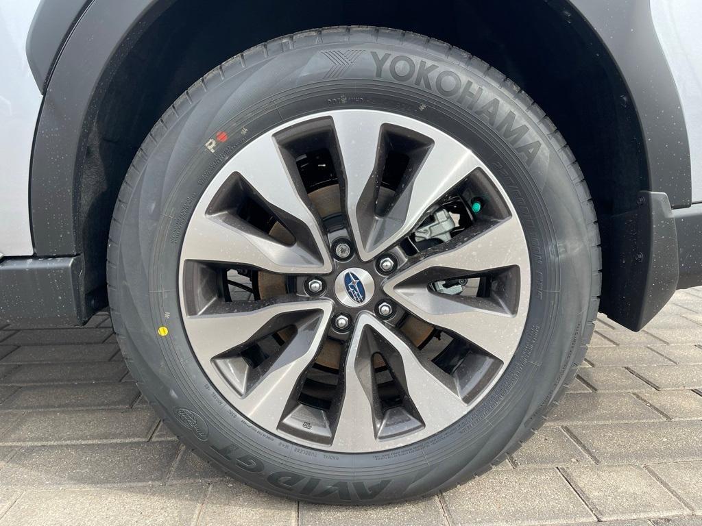 new 2025 Subaru Outback car, priced at $40,080