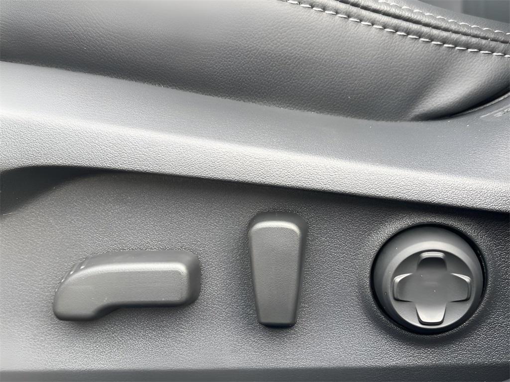 new 2025 Subaru Outback car, priced at $40,080