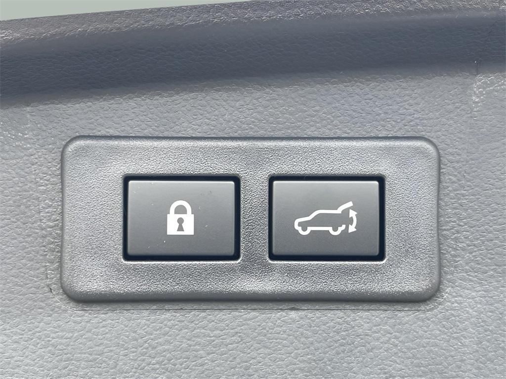 new 2025 Subaru Outback car, priced at $40,080