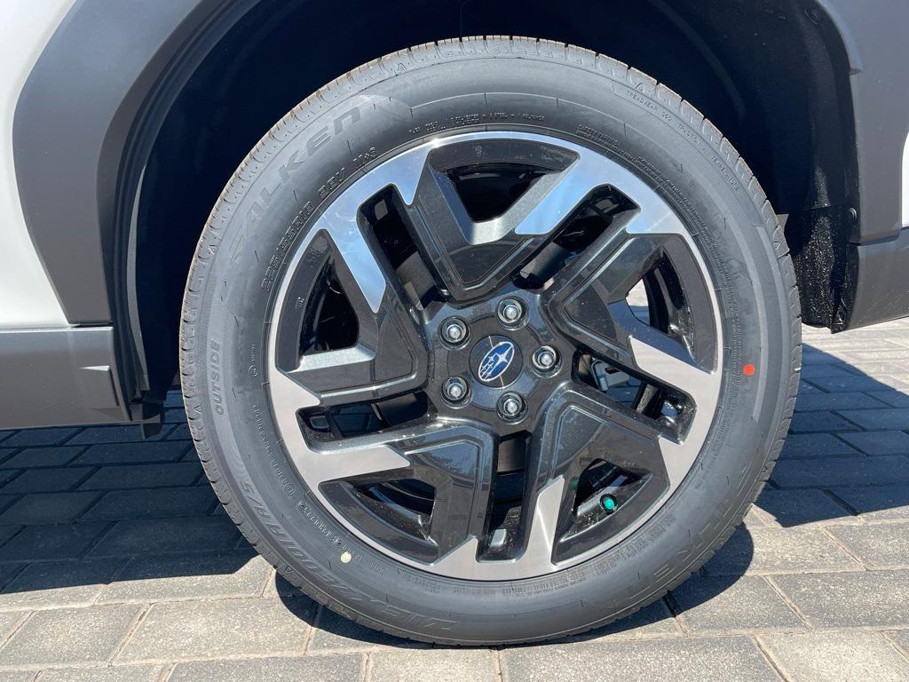 new 2025 Subaru Forester Hybrid car, priced at $42,762