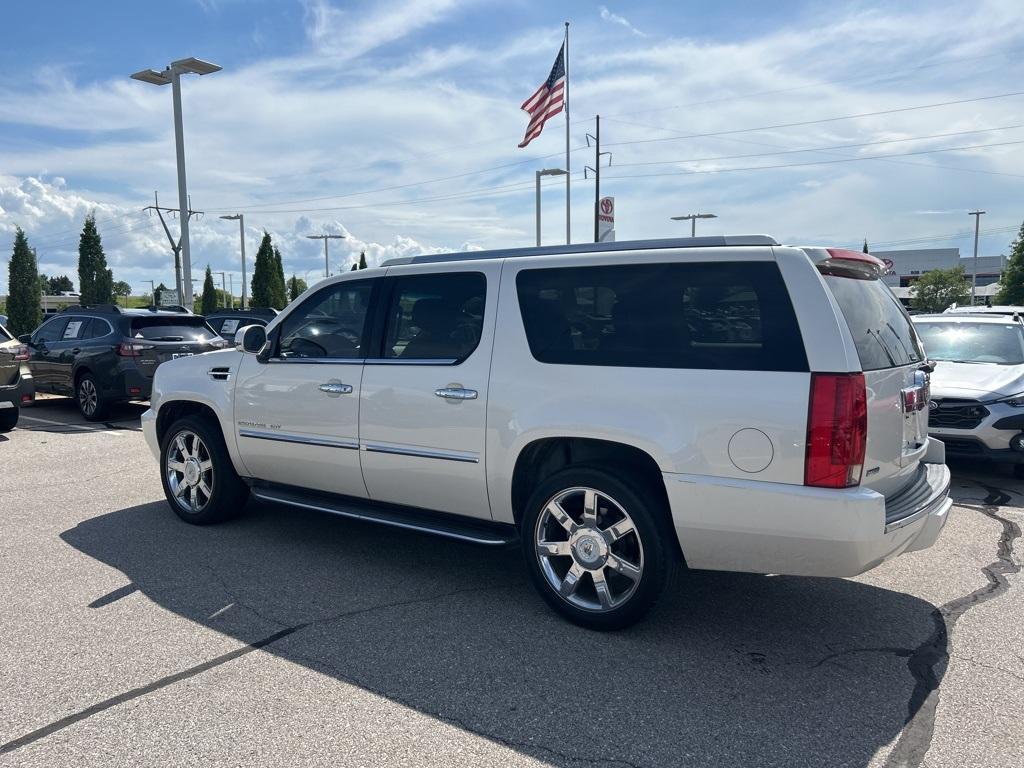 used 2012 Cadillac Escalade ESV car, priced at $13,800