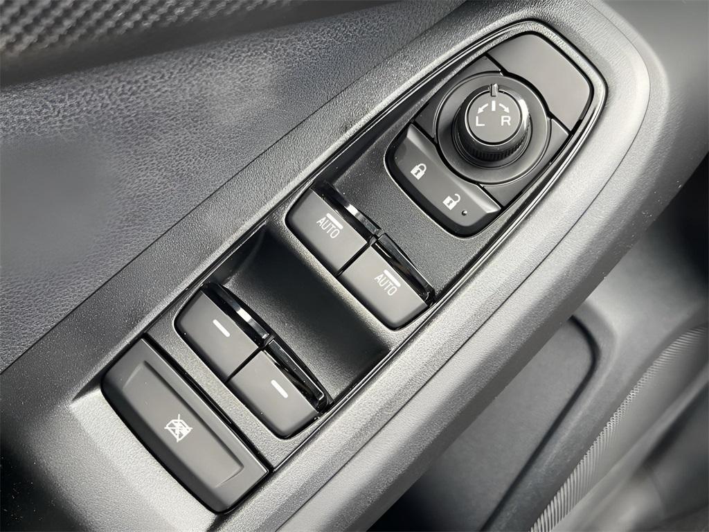 new 2025 Subaru Crosstrek car, priced at $34,135