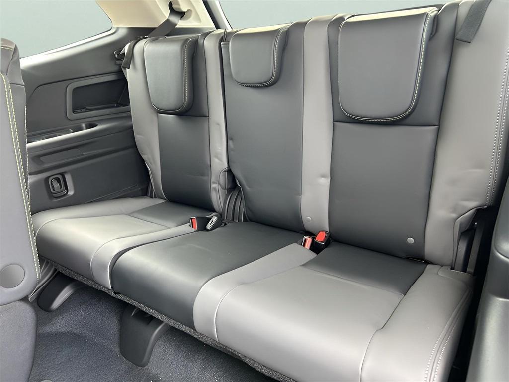 new 2025 Subaru Ascent car, priced at $42,636