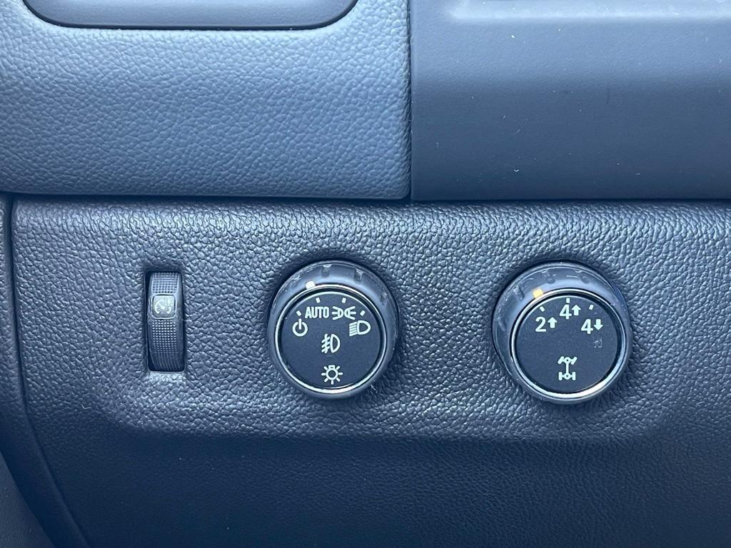 used 2016 Chevrolet Colorado car, priced at $23,150