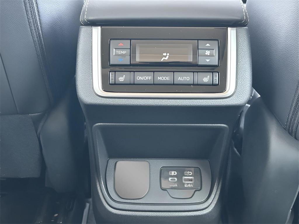 new 2025 Subaru Ascent car, priced at $51,095