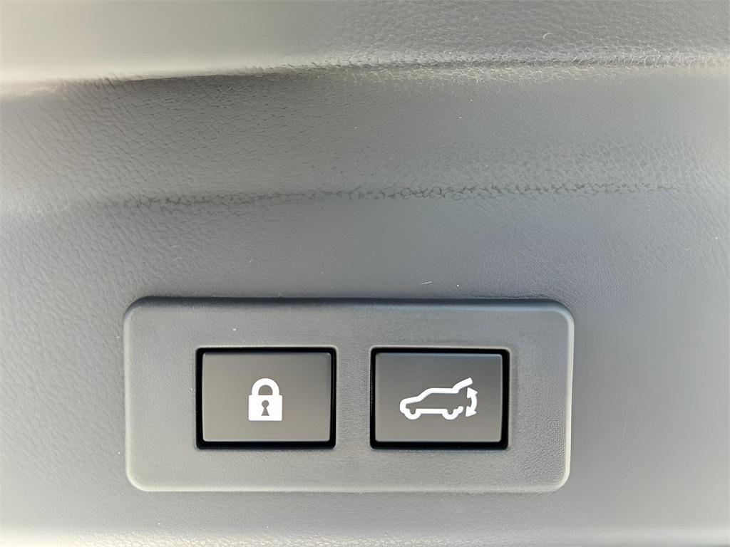 new 2025 Subaru Ascent car, priced at $51,095
