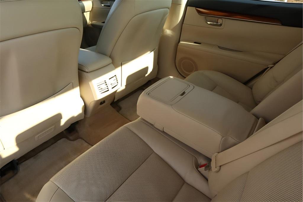 used 2013 Lexus ES 300h car, priced at $14,411