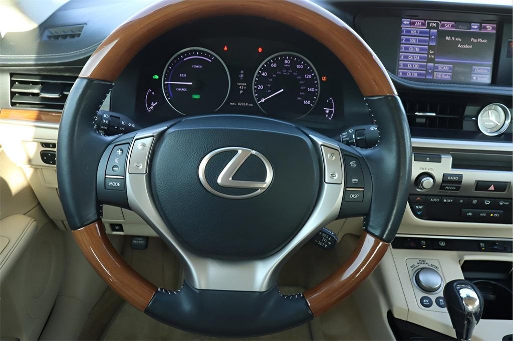 used 2013 Lexus ES 300h car, priced at $14,411