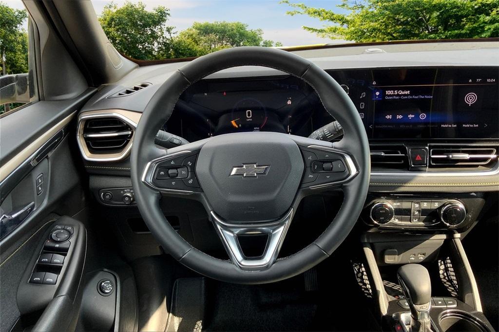 used 2025 Chevrolet TrailBlazer car, priced at $26,150